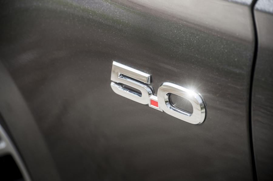  Ford Mustang GT Convertible 2015 года  (EU) (фото 19 из 32)